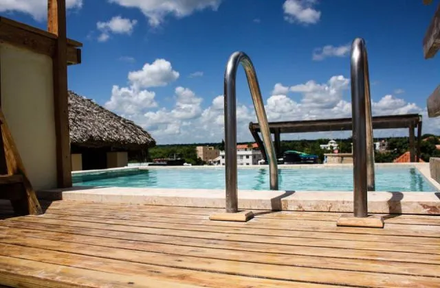 Hotel Villa Iguana piscina